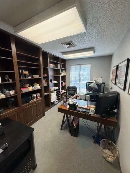 More Photos Of 3500 W Market St, Akron Medical For Sale