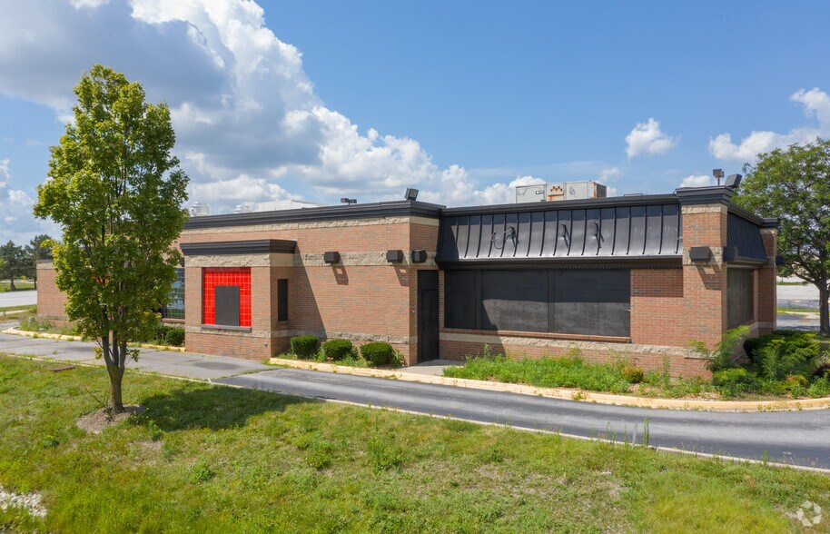 Primary Photo Of 21420 S Cicero Ave, Matteson Fast Food For Sale