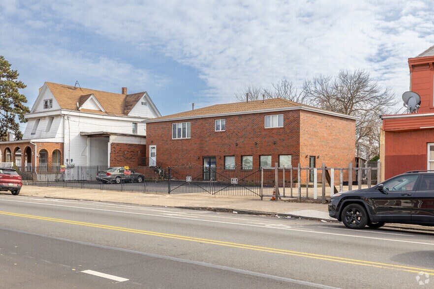 More Photos Of 5103 Torresdale Ave, Philadelphia Medical For Lease