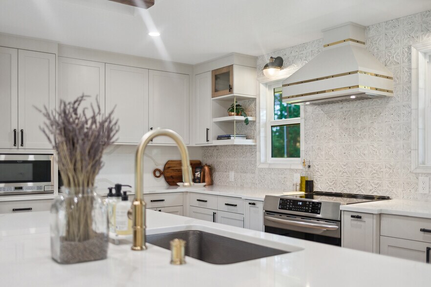 More Photos Of 19012 NE 139th St, Brush Prairie Specialty For Sale