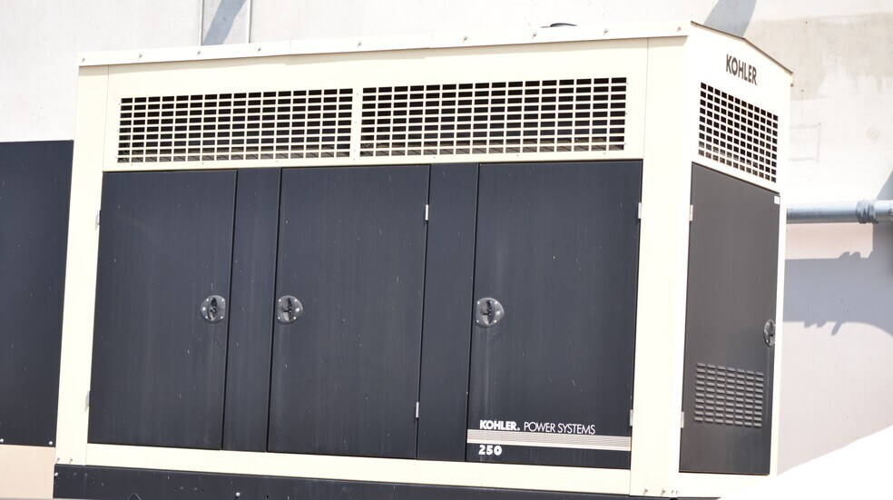 More Photos Of 13210 S Normandie Ave, Gardena Warehouse For Sale