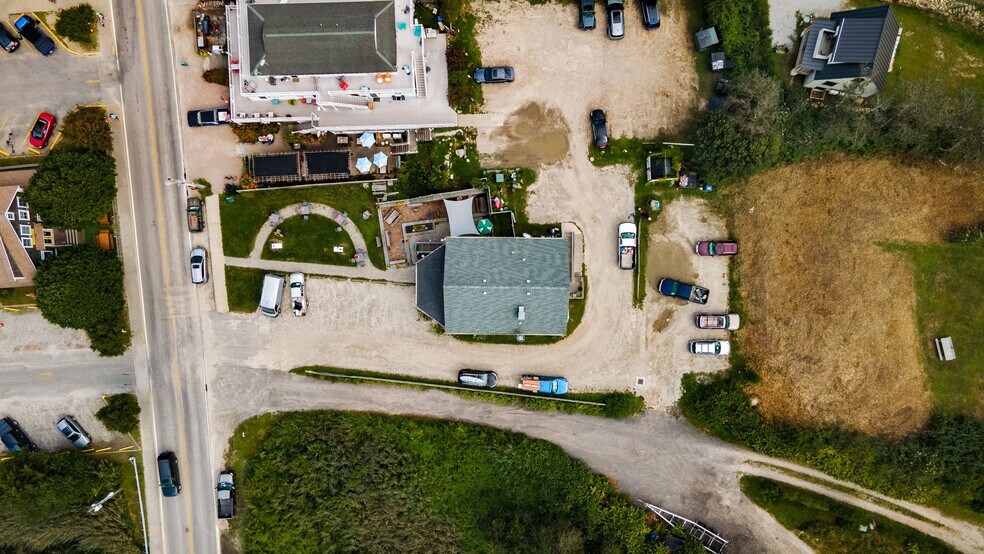 More Photos Of 85 Ocean Ave, New Shoreham Restaurant For Sale