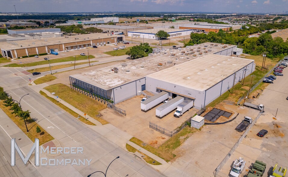 More Photos Of 840 N Great Southwest Pky, Arlington Warehouse For Sale