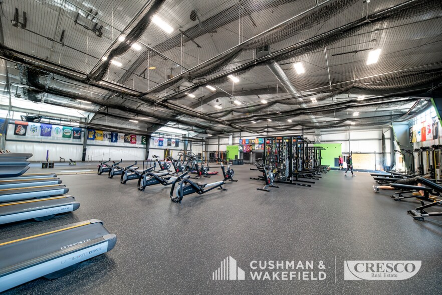 More Photos Of 7725 Victory Ln, North Ridgeville Warehouse For Lease