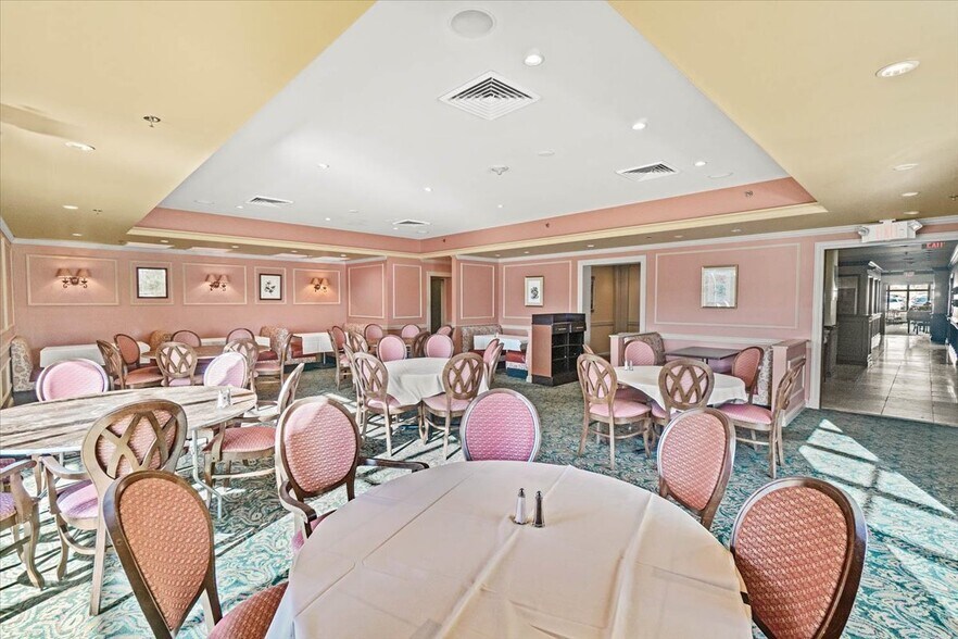 More Photos Of 14548 Pennsylvania Ave, Hagerstown Restaurant For Sale