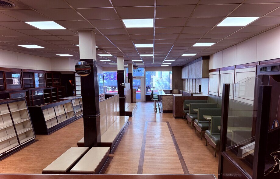 More Photos Of 134 S Queen St, Martinsburg Drugstore For Sale