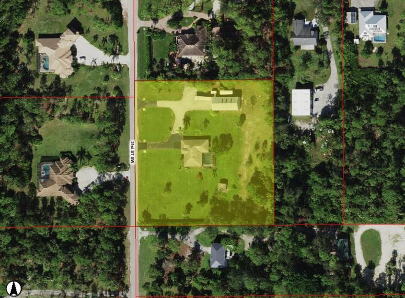 More Photos Of 88 31st St SW, Naples Specialty For Sale