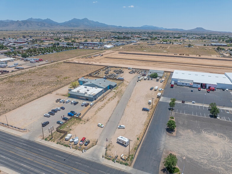 More Photos Of 2630 Airway Ave, Kingman Warehouse For Sale