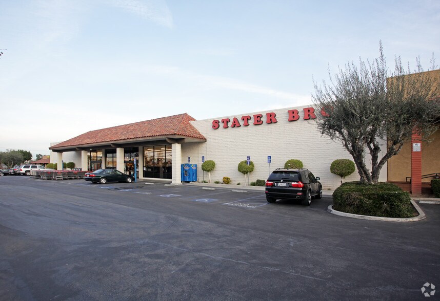 More Photos Of 1027-1047 E Amar Rd, West Covina Unknown For Lease