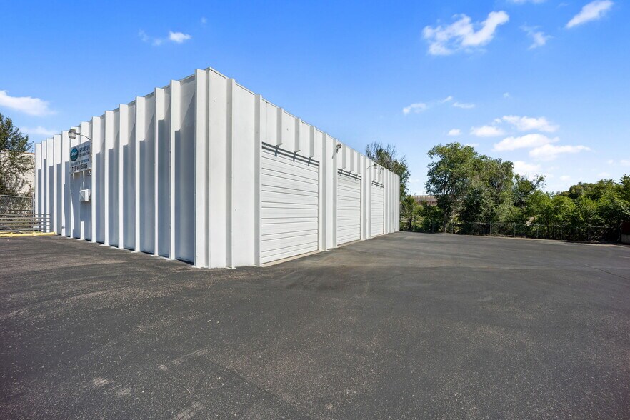 More Photos Of 3580 Chelton Loop N, Colorado Springs Warehouse For Sale