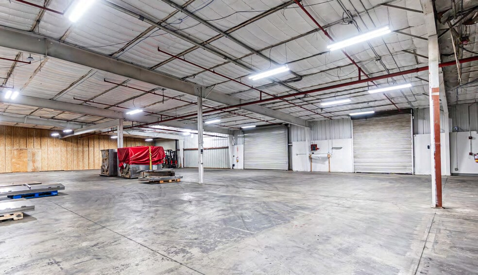 More Photos Of 3091 Indian Ave, Perris Manufacturing For Sale