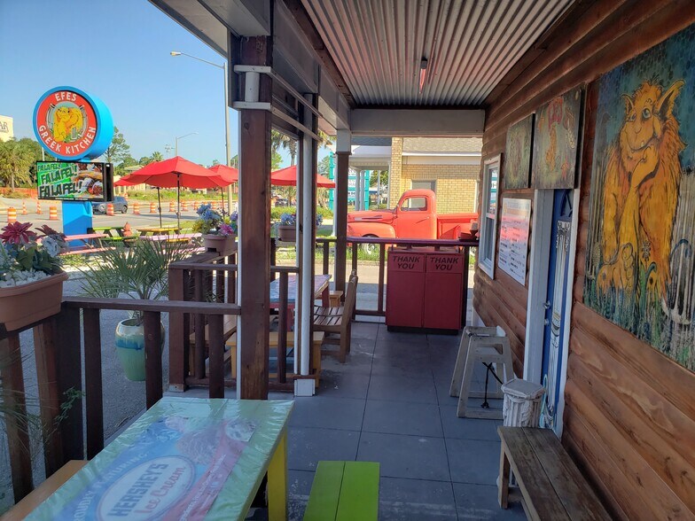 More Photos Of 1550 Gulf Shores Pky, Gulf Shores General Retail For Sale