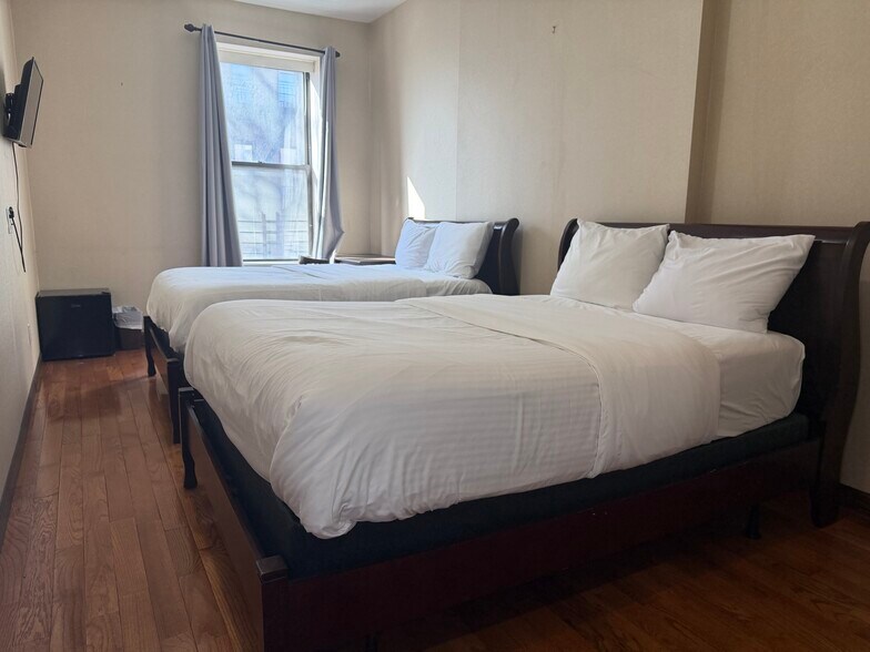 More Photos Of 365-367 W 46th St, New York Apartments For Sale