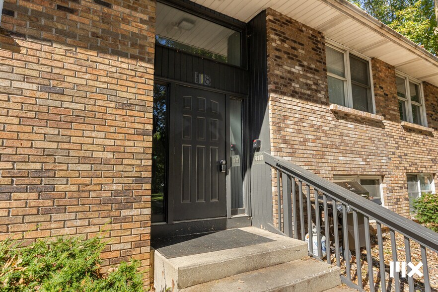 More Photos Of 118-130 S Clarendon St, Kalamazoo Apartments For Sale
