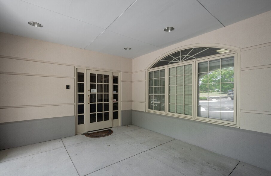 More Photos Of 110 E Carver St, Durham Medical For Lease