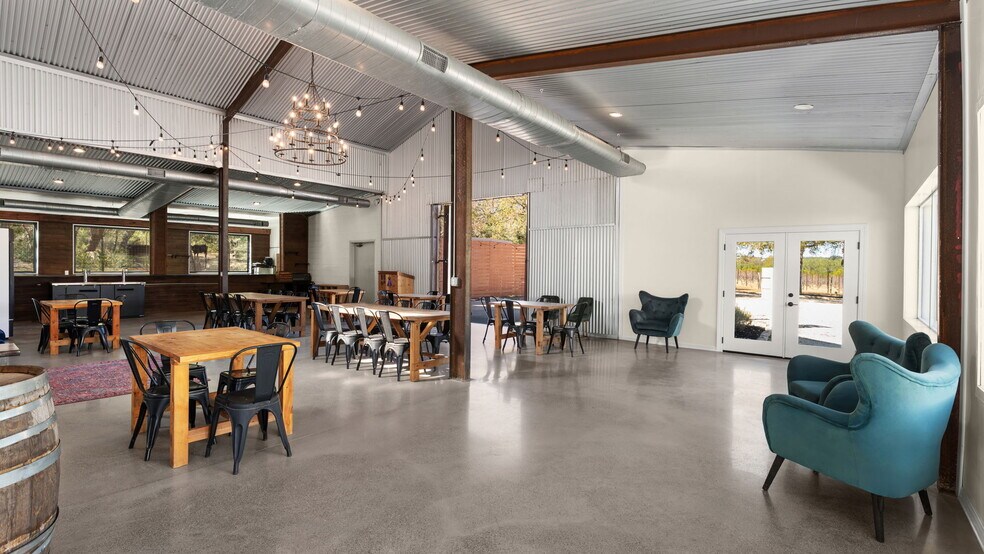 More Photos Of 25711 Hamilton Pool Rd, Round Mountain Specialty For Sale