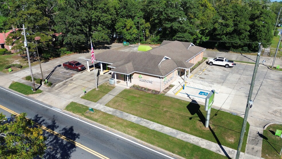 Primary Photo Of 402 N Waukesha St, Bonifay Bank For Sale