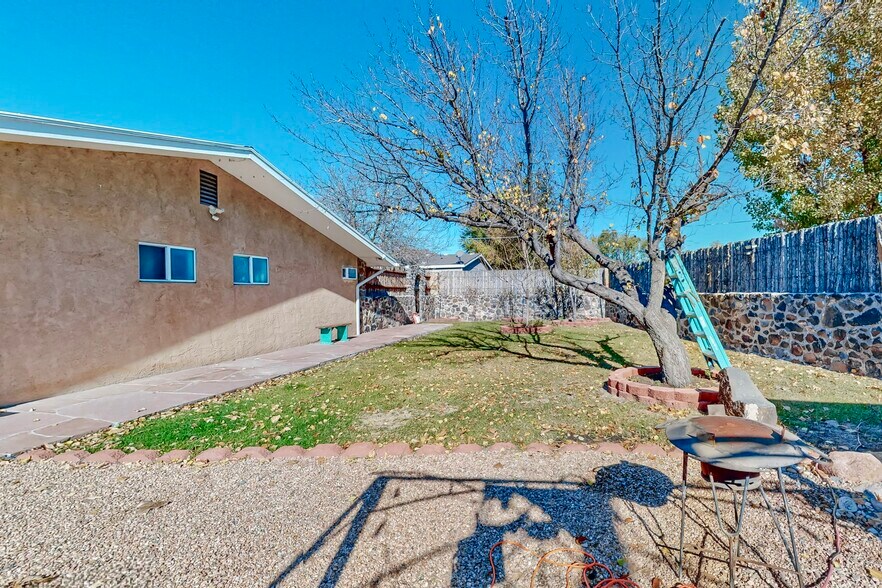 More Photos Of 2116 N Riverside Dr, Espanola Manufactured Housing Mobile Home Park For Sale