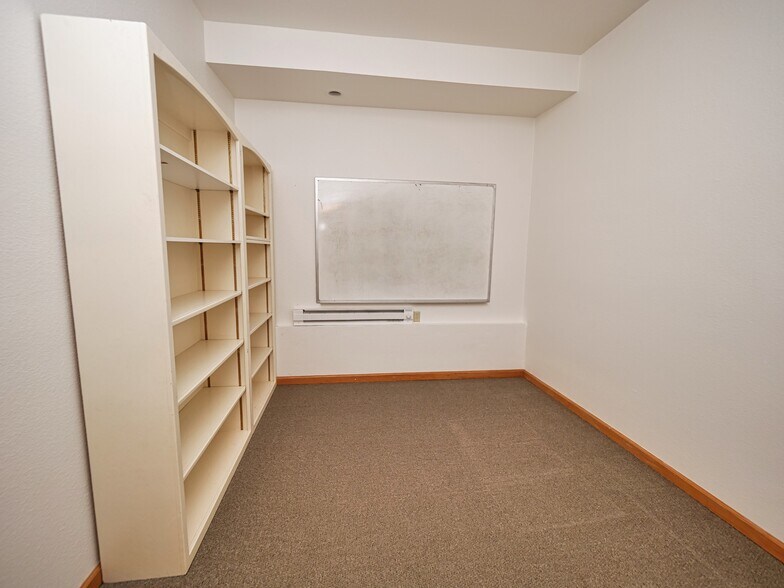 More Photos Of 1927-1929 Taraval St, San Francisco Apartments For Lease
