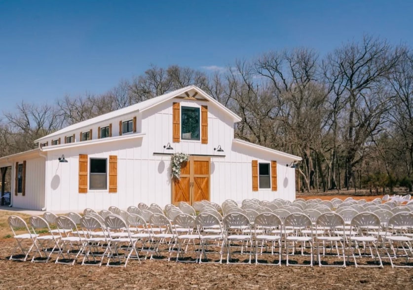 More Photos Of 18186 State Highway 74B, Washington Specialty For Sale