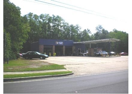 More Photos Of 3000 Ladnier Dr, Gautier General Retail For Sale