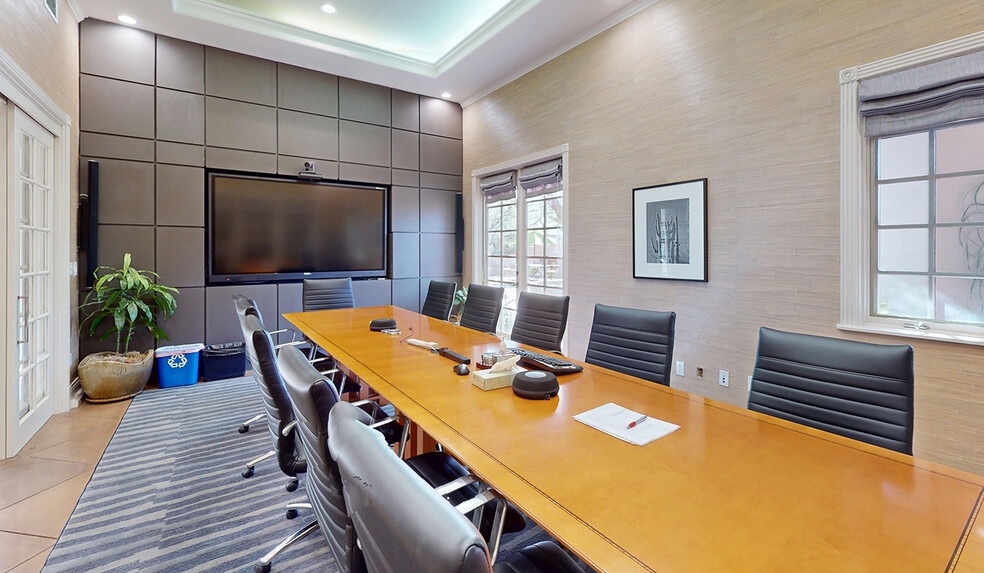 More Photos Of 2020 W Rudasill Rd, Tucson Office For Sale