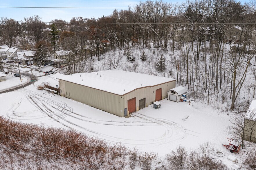 More Photos Of 316 Bradford St NE, Grand Rapids Manufacturing For Sale