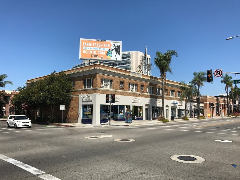 More Photos Of 300-312 N Broadway, Santa Ana Storefront Retail Office For Lease