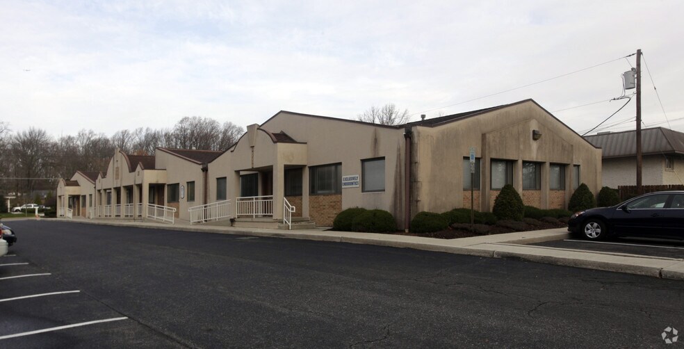 More Photos Of 303 S Kings Hwy, Cherry Hill Medical For Lease