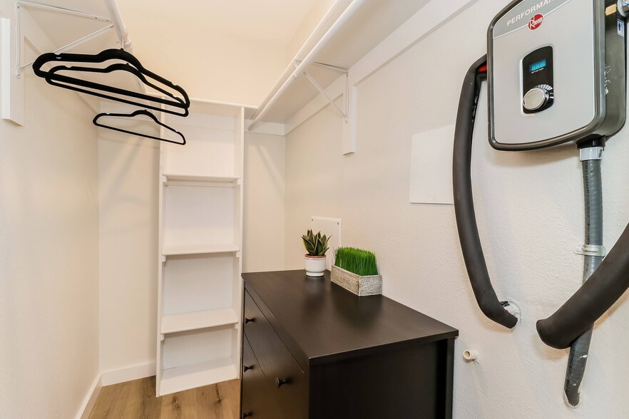 More Photos Of 1519 Annex Ave, Dallas Apartments For Sale