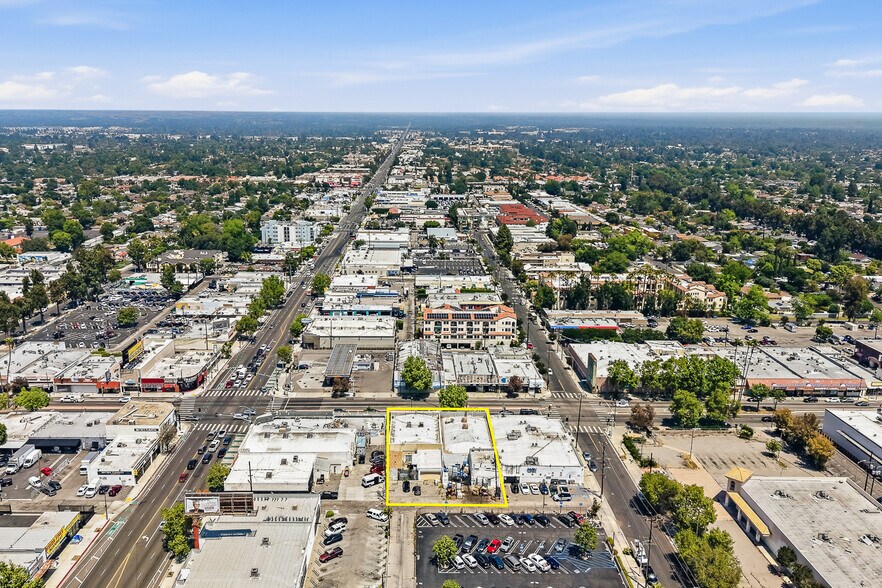 More Photos Of , Reseda General Retail For Sale