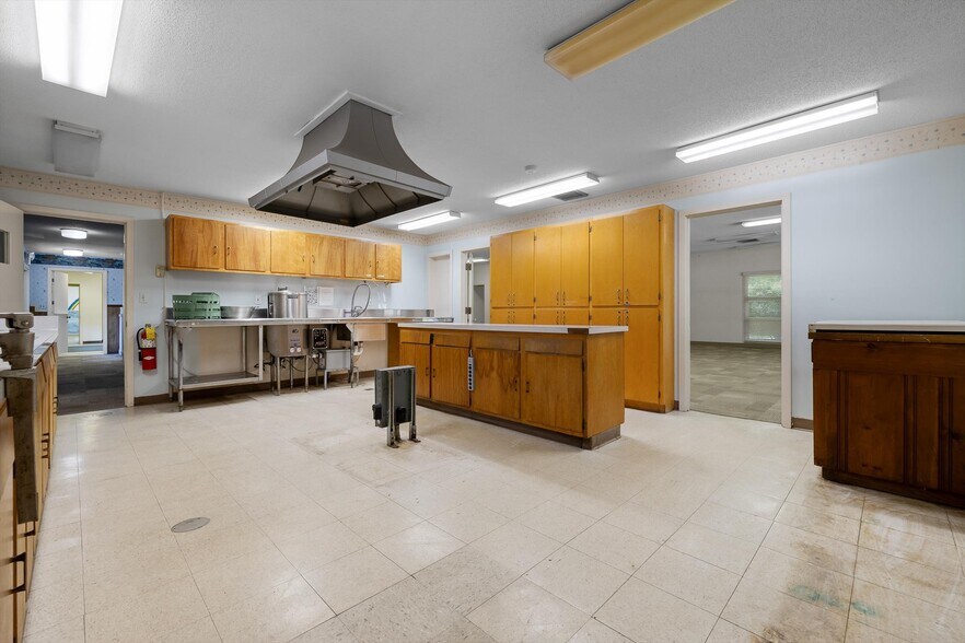 More Photos Of 4300 James Ln, Chattanooga Specialty For Sale