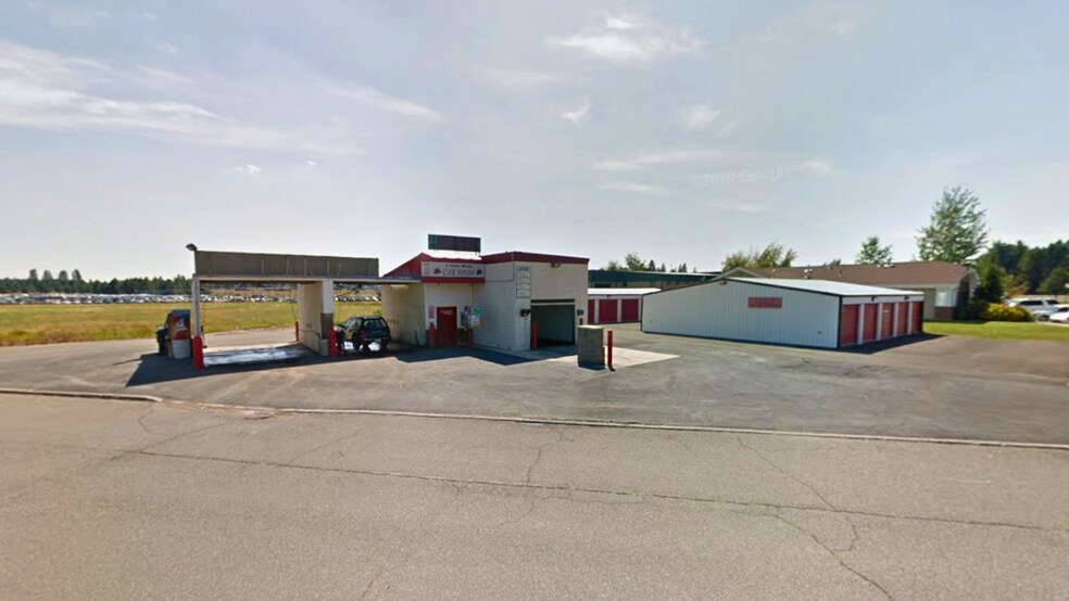More Photos Of 112 E. J St., Deer Park Self Storage For Sale
