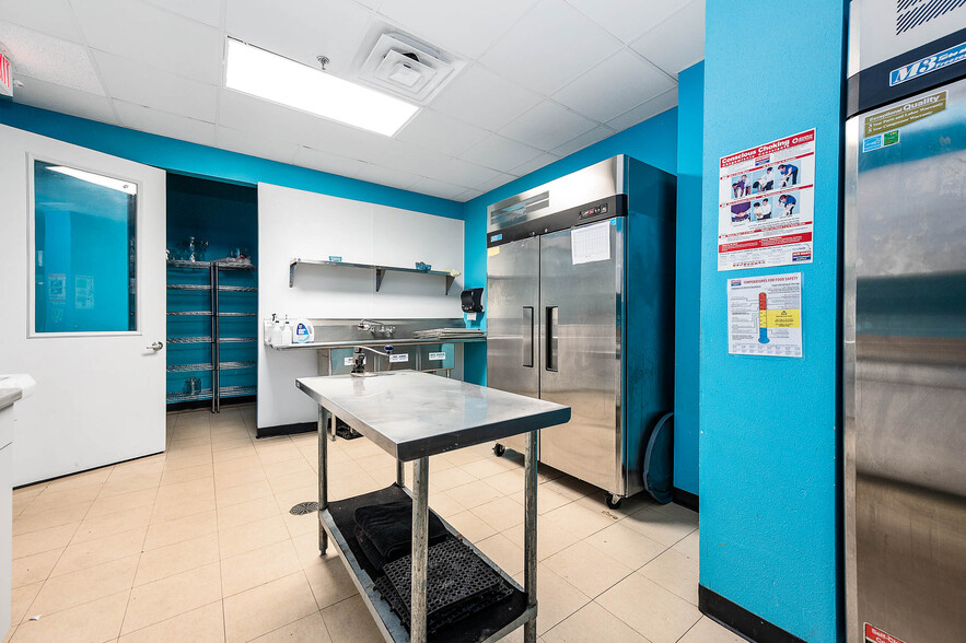 More Photos Of 12152 Shadow Creek Pky, Pearland Daycare Center For Sale