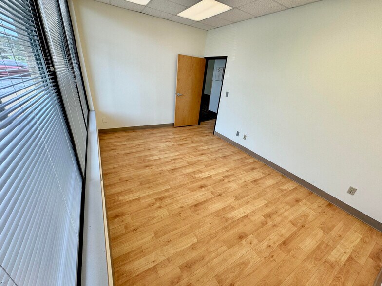 More Photos Of 1125 E Michigan Ave, Battle Creek Unknown For Lease