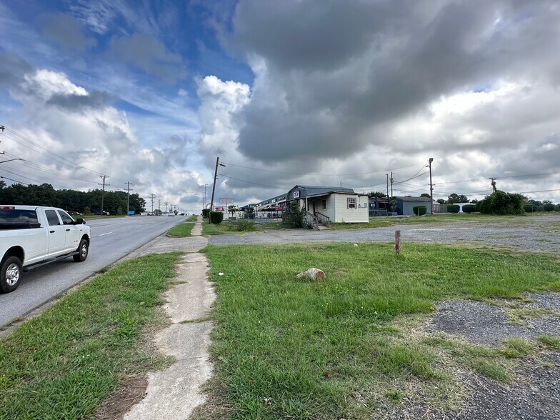 More Photos Of 520 N Anderson Rd, Rock Hill Land For Sale