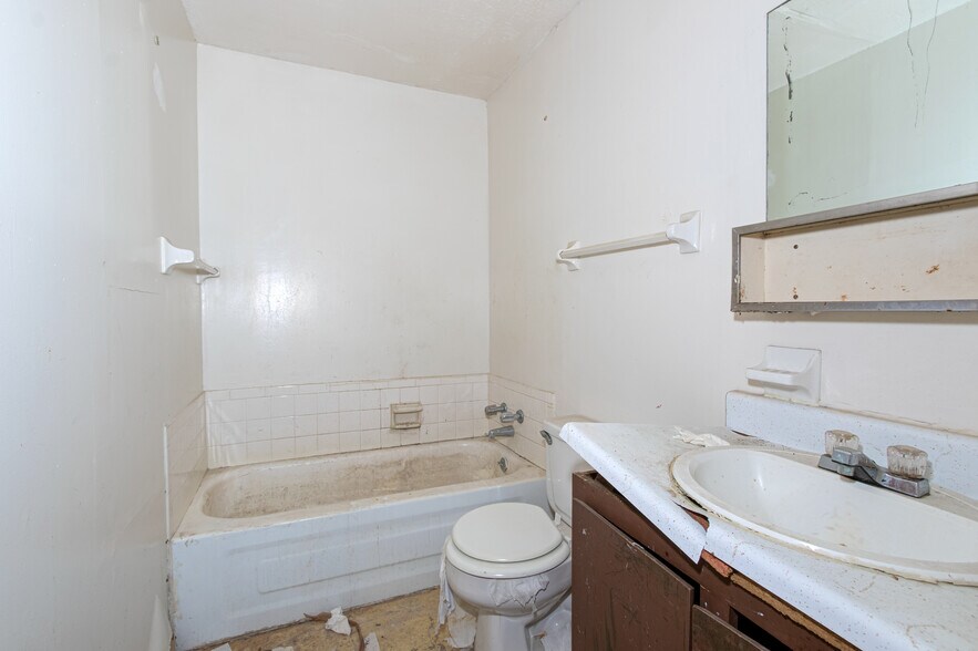 More Photos Of 1901-1939 Broad St, Augusta Apartments For Sale