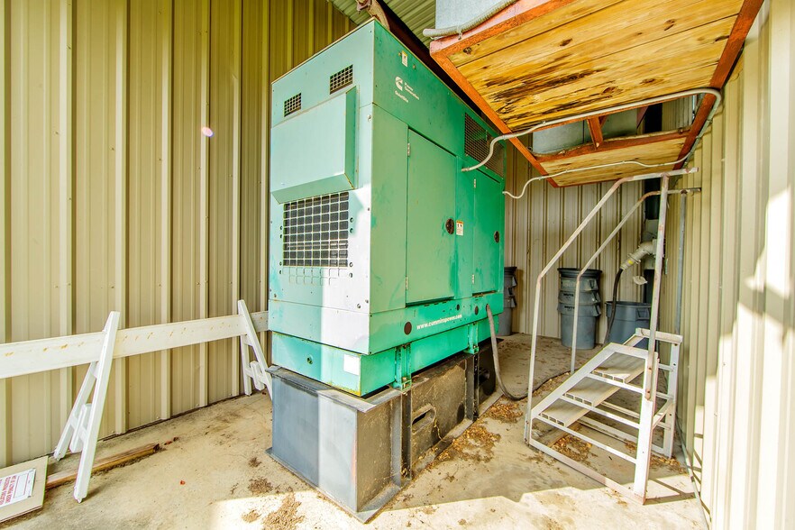 More Photos Of 1711 Dunn St, Houma Service For Lease
