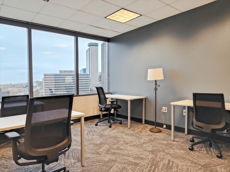 More Photos Of 2300 Main St, Kansas City Coworking Space