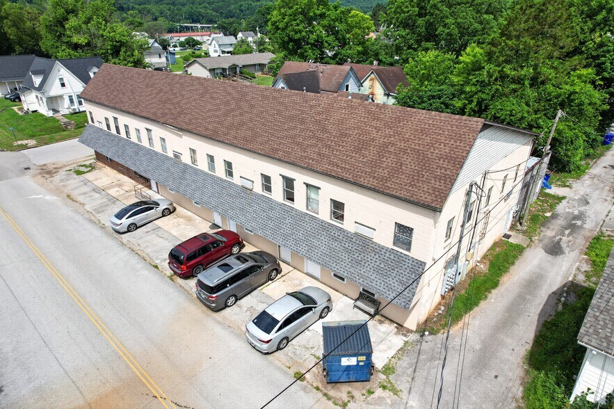 More Photos Of 201-302 Sewanee st St, Harriman Apartments For Sale