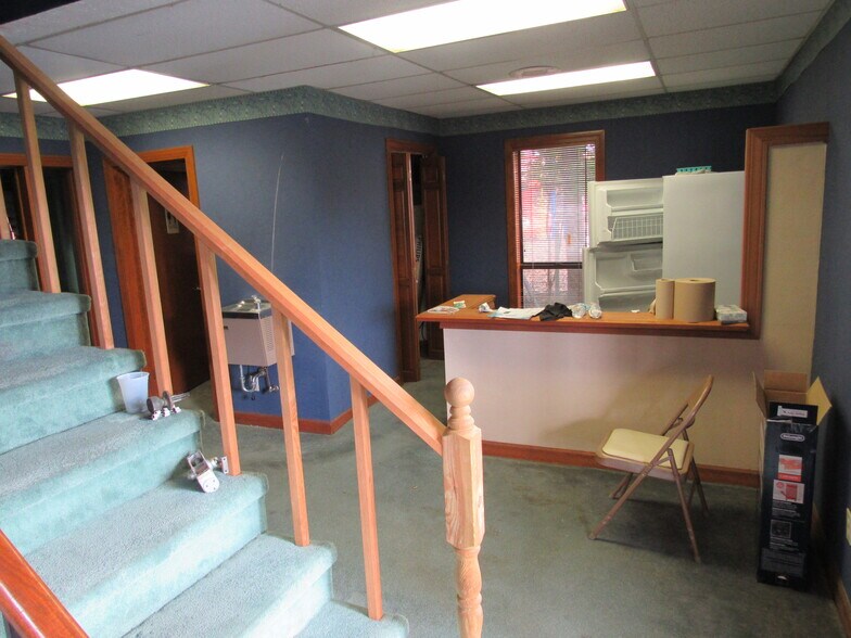 More Photos Of 219 8th St N, Columbus Office Residential For Lease