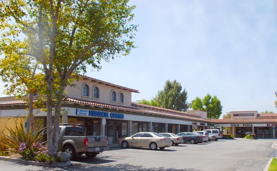 More Photos Of 12892-12952 Harbor Blvd, Garden Grove Unknown For Lease
