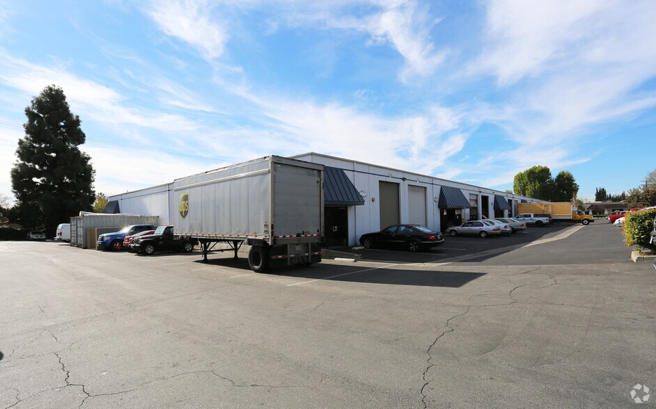 Primary Photo Of 200-238 Kruse Ave, Monrovia Warehouse For Lease