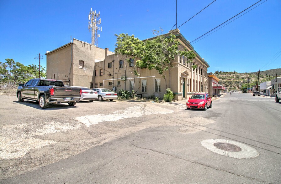 More Photos Of 155 S Miami Ave, Miami Storefront Retail Residential For Sale