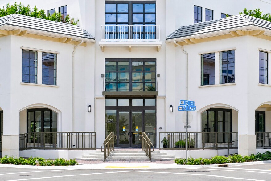 More Photos Of 100 SE 1st Ave Delray Beach, Delray Beach Office For Lease