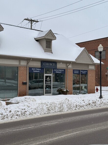 More Photos Of 53 S Washington St, Oxford Storefront For Sale