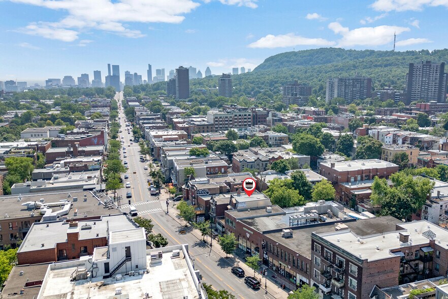 More Photos Of 5220 Av Du Parc, Montréal Office For Sale