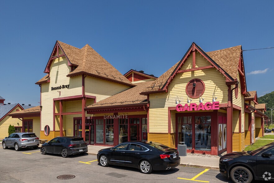 More Photos Of 100-105 Avenue Guindon, Saint-Sauveur Unknown For Lease