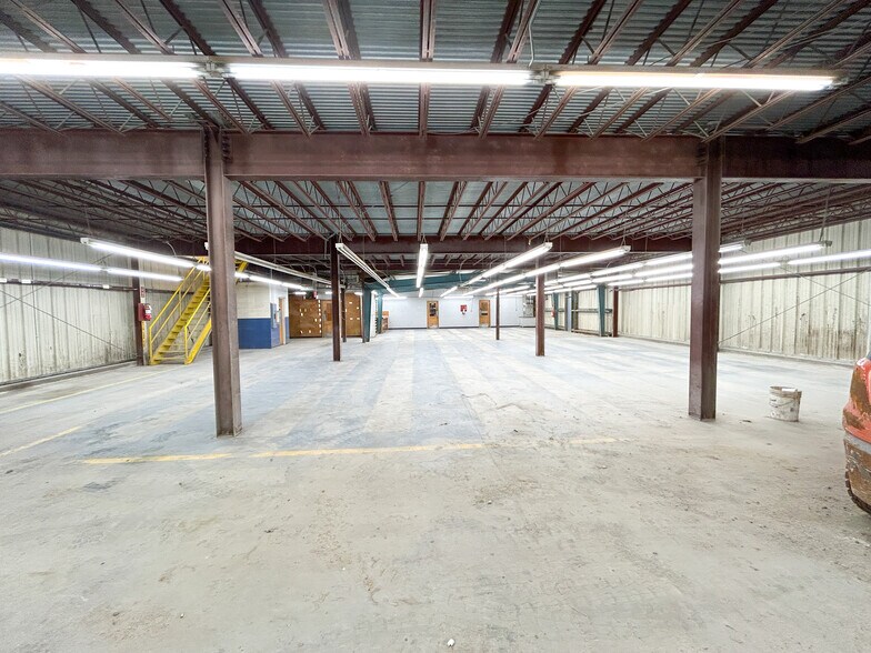 More Photos Of 2260 Halls Mill Rd, Mobile Industrial For Sale