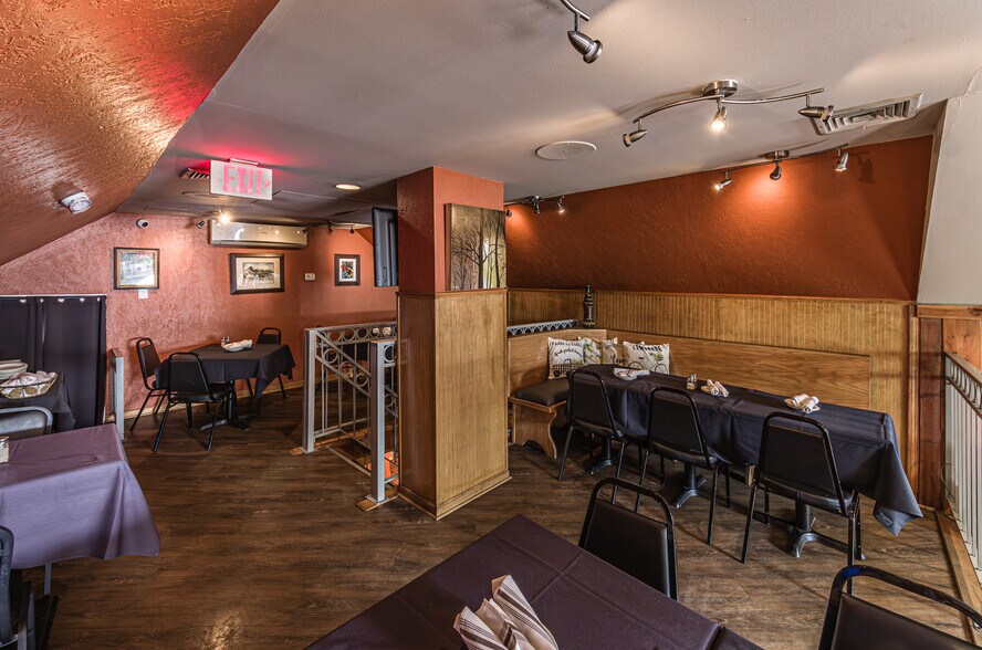 More Photos Of 99 Aurora St, Lancaster General Retail For Sale
